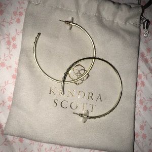 Kendra Scott Val Hoops!